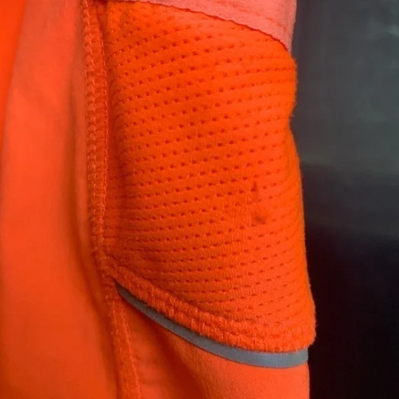 Athleta Ready Set Bright Orange Running Shorts Size Medium - Picture 8 of 8